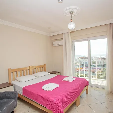 Kampüs Garden Otel 4*