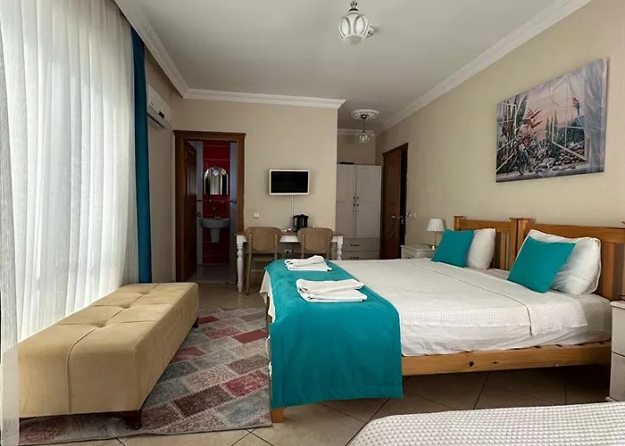 Kampues Garden Отель 4*